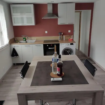 Maison Calme Et Chaleureuse Lere Extérieur photo