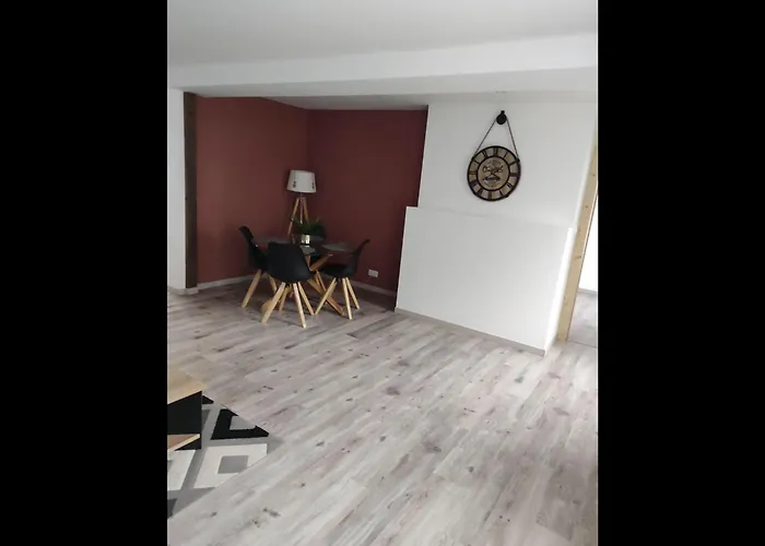 Maison Calme Et Chaleureuse